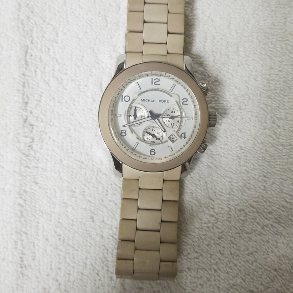 Watch Michael Kors